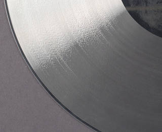 Aluminum disc grooves